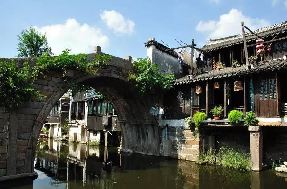 怎样和男朋友存点钱一起租房住游戏画面